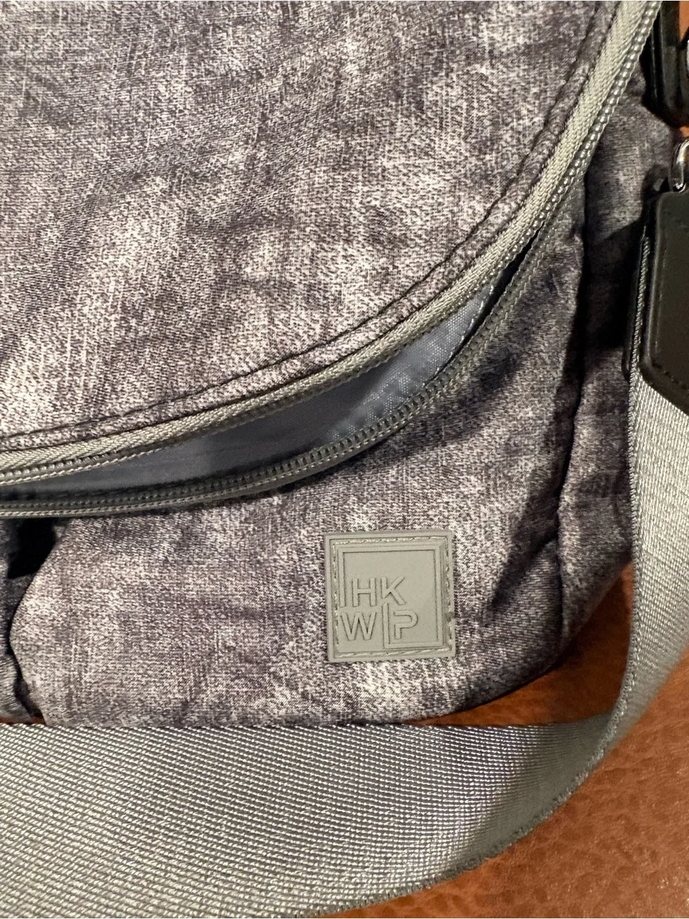 Hikwi Gray Men's Messenger Crossbody Bag